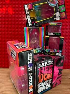 💝NEW PINK PARTY PACK! 🍭NEEDOH everything PINK! Perfect condition & ships 🚀 !